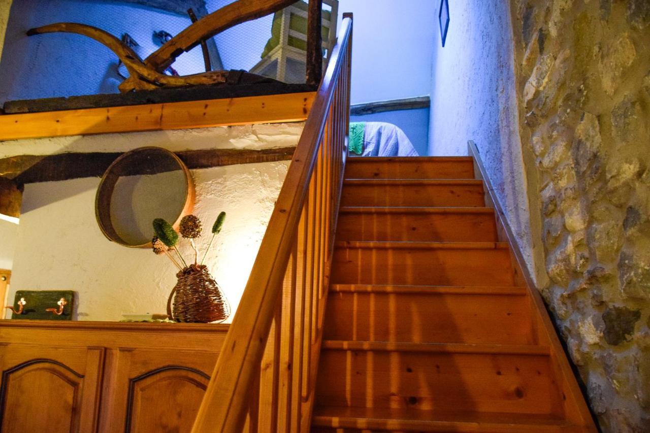 Posada El Rincon De Babia La Cueta Exteriör bild